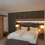 Talblick 3* Dobel